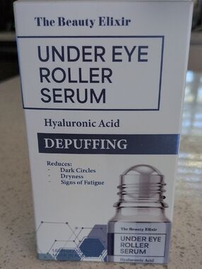 THE BEAUTY ELIXIR Under Eye Roller Serum - Depuffing Hyaluronic Acid (White)